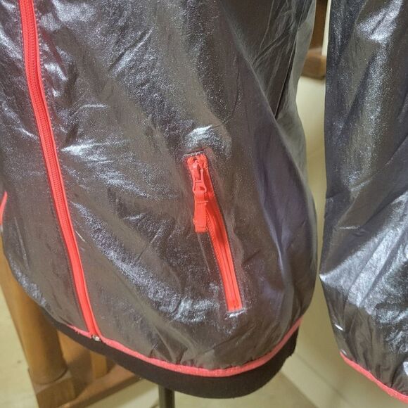 Girls Cat & Jack Silver and Pink Wind Breaker - Picture 3 of 7